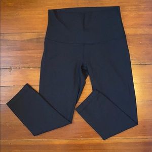 Lululemon Wunder Under Luxtreme Cropped Leggings